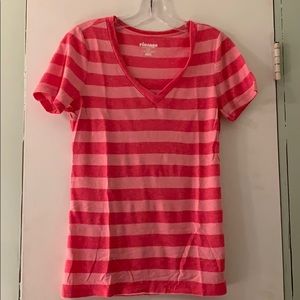 🌷 Old Navy Pink Striped V-neck Tee